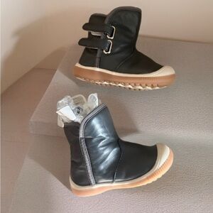 Kids Black and Tan Boots